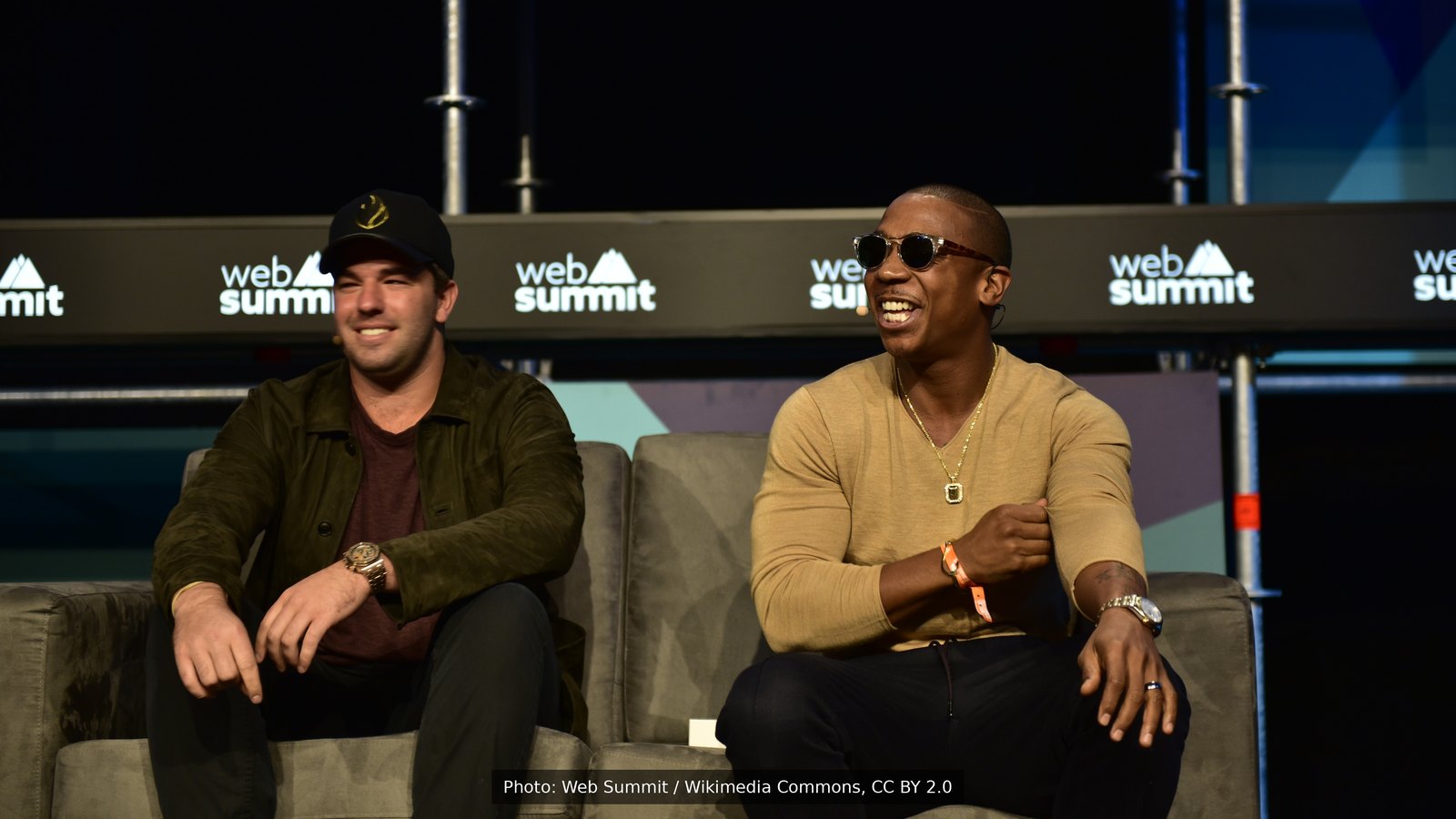 Ο Billy McFarland και ο Ja Rule, οι ιδρυτές του Fyre Festival, στο Web Summit
